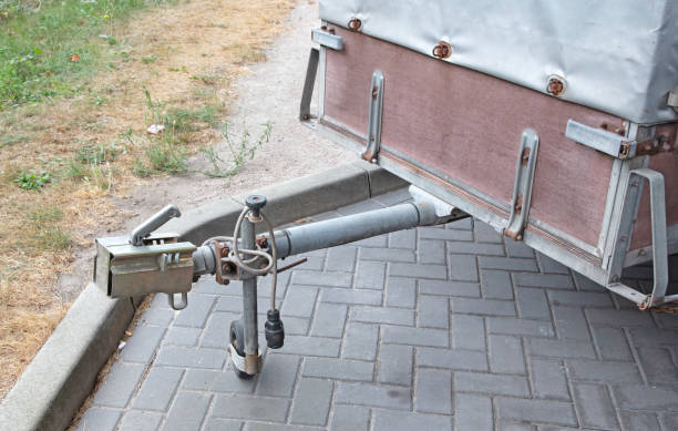 How to Back Up to a Trailer Hitch Alone